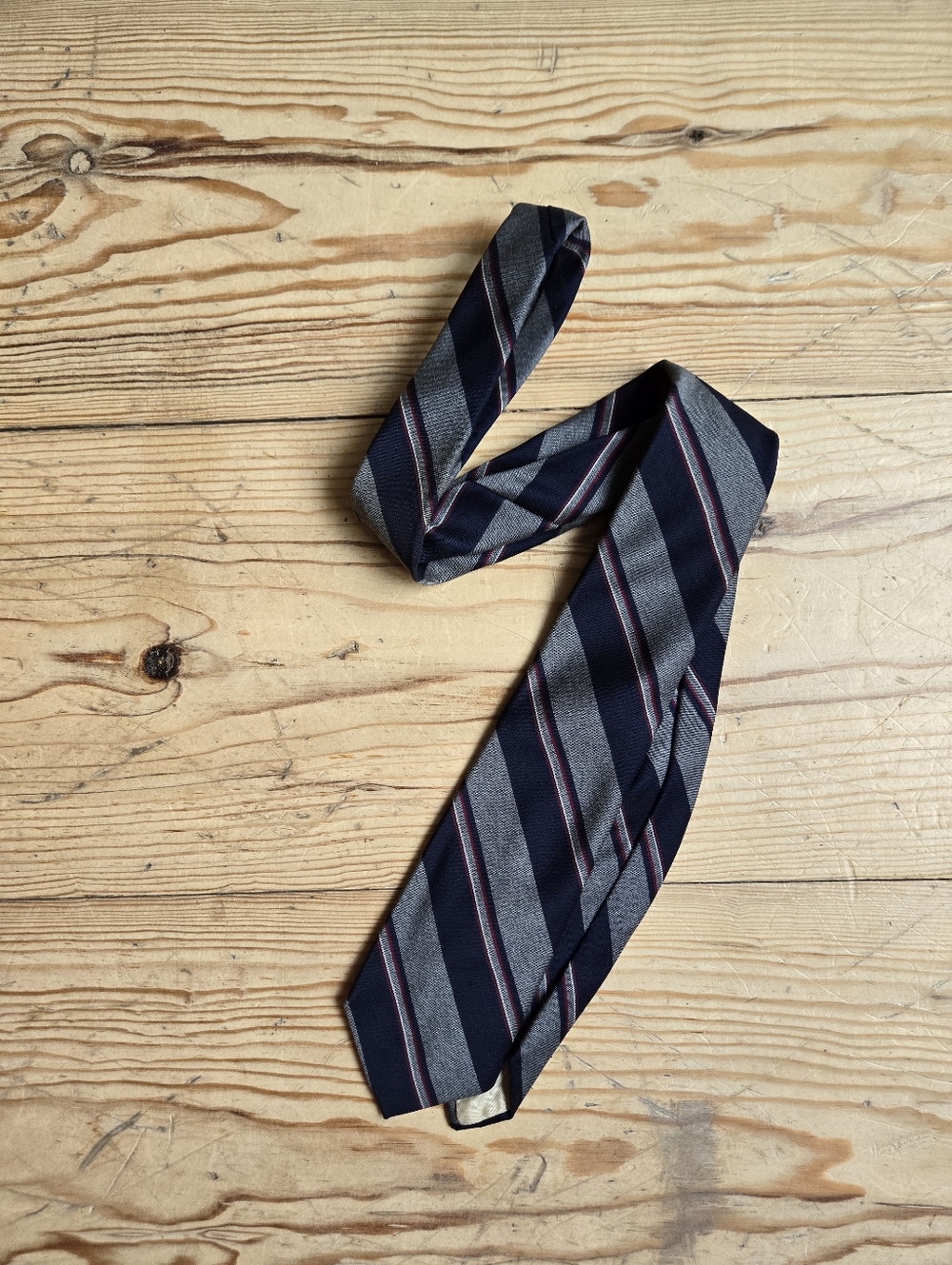 Irish Poplin Navy & Silver Striped Vintage Tie